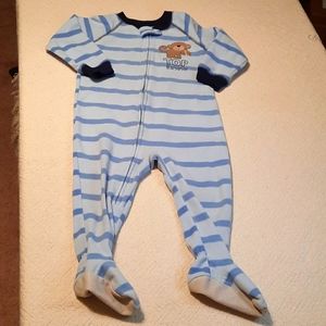 SOLD 🔶️3/$12🔶️ 24 month footed pajamas